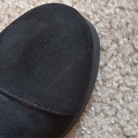 Black Unr8ted faux suede booties - Picture 5 of 5